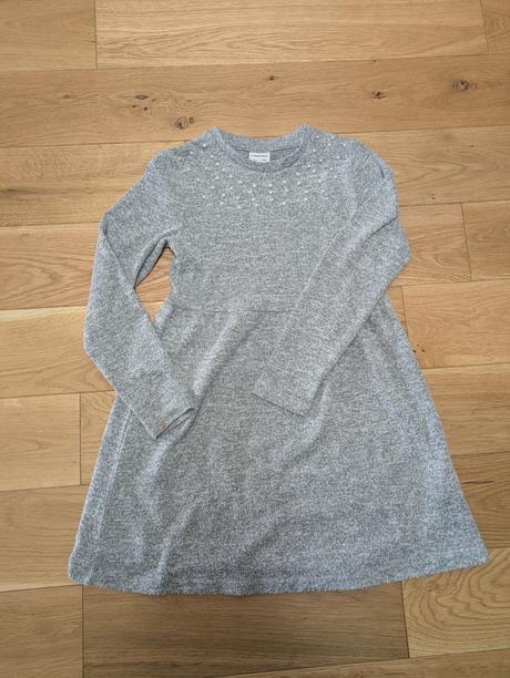 Šaty šedé 134, gate,134