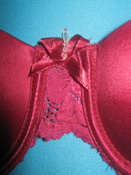 144  bordová podprsenka, s