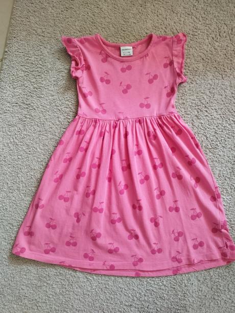 Krásne čerešňové šatôčky, gate,110