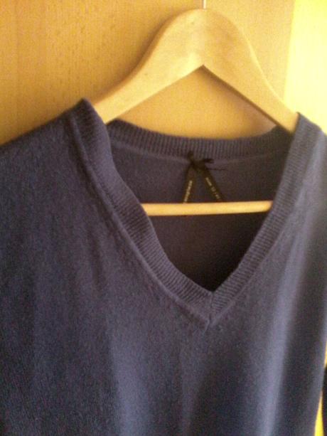 Zeleny svetrik a modry, s