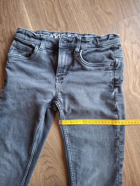 Rifle, kolena nevyšuchane, 152, slim, c&a,152