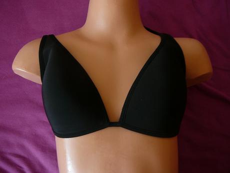 Dievcenska podprsenka, 146