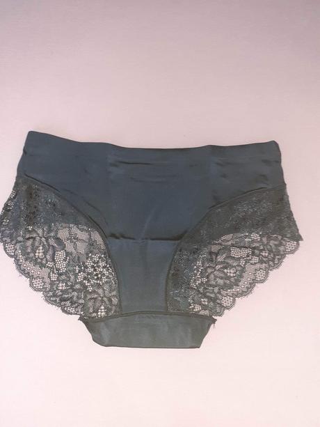 Krásne nohavičky, s