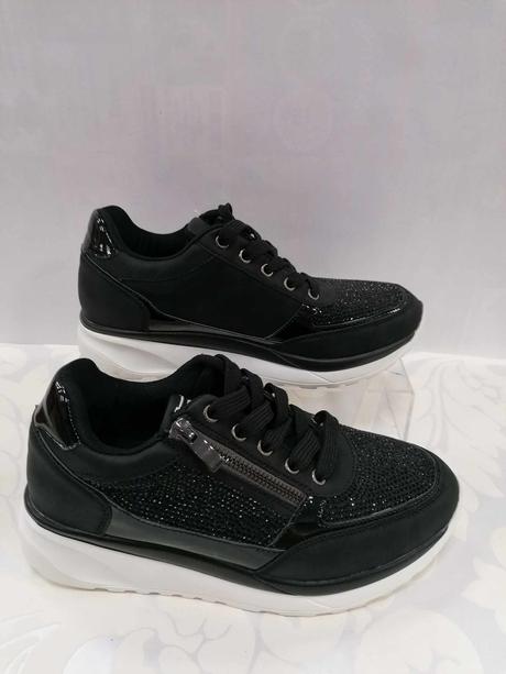 Dámske botasky zn. laura biagiotti 20500306 +z, 38 / 39