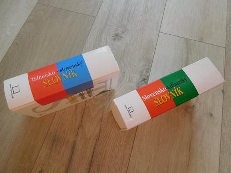Taliansko-slovenský slovník 2 x,, 