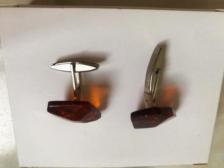 Jantárové manžetové gombíky,