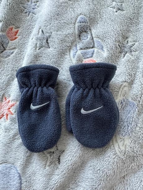 Nike flisove rukavicky, nike,80