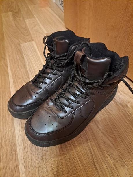 Vyssire topanky c.37, sprandi,37