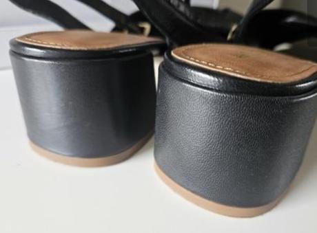 Kožené sandálky, 40