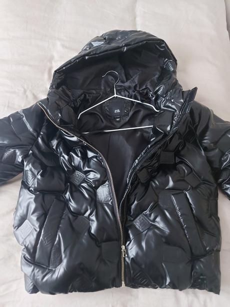 Zimna bunda, river island,158