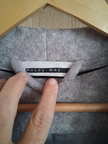 Sivý prechodný kabát, l