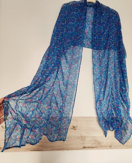 Veľký šál, reserved