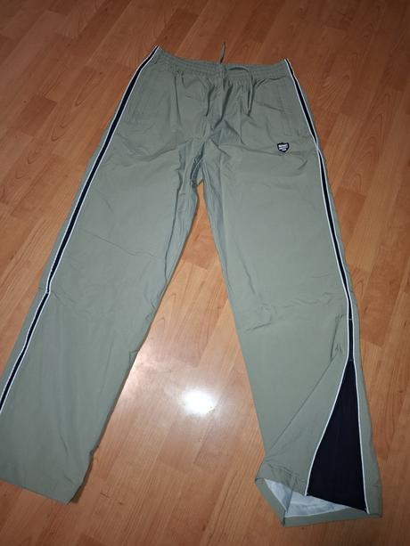 Pánske športové nohavice, 40