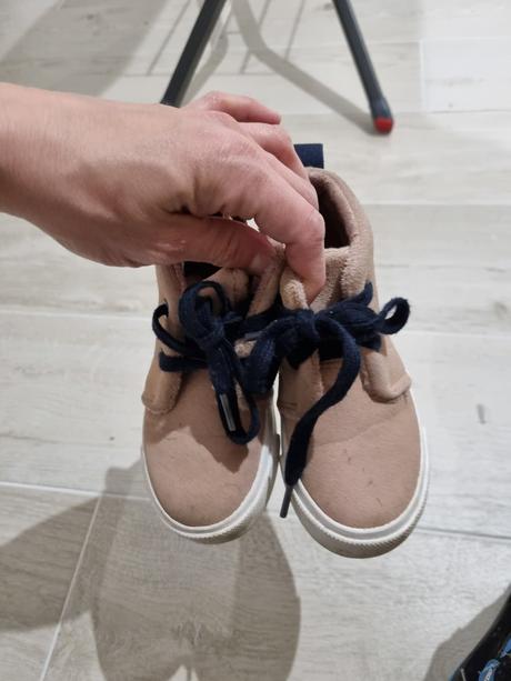 Dievcenske oteplene prechodne topanky 26, reserved,26