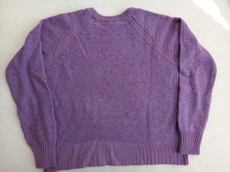 Fialovy sveter, m