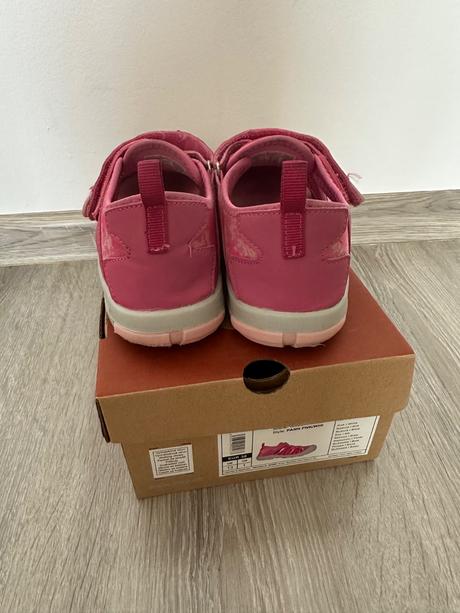 Dievčenské športové sandále loap, loap,32