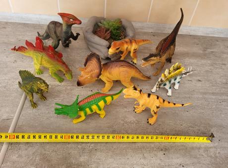 Dinosaury - 9 kusov, 
