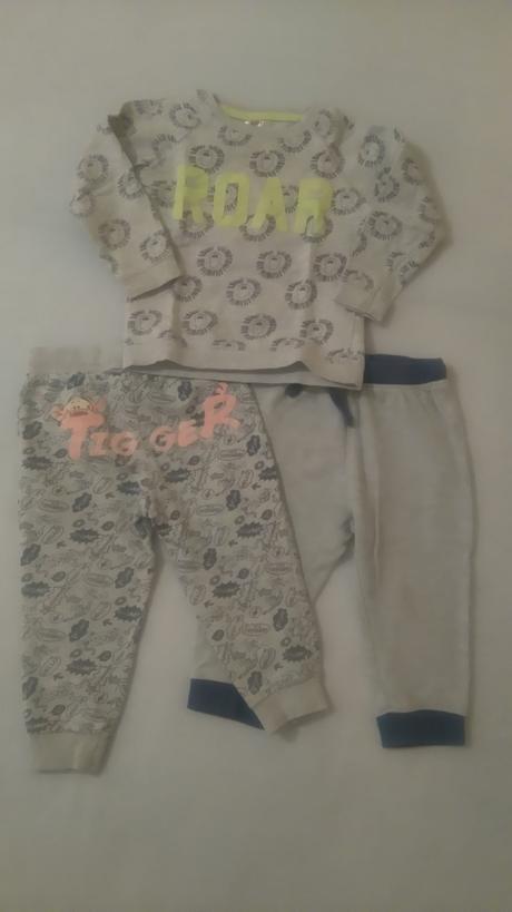 Chlapčenské tepláky (2 ks) + mikina + tričko, 86–98