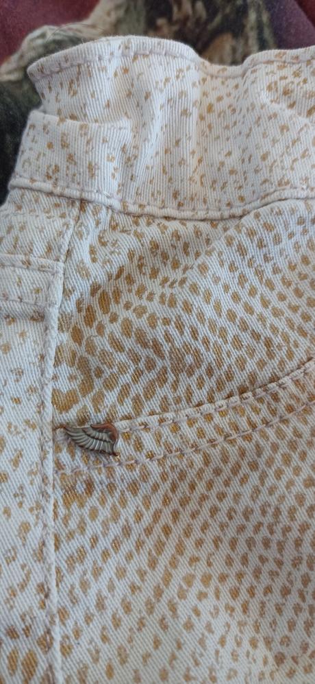 Šortky, terranova,104