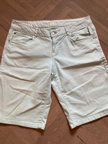 Kraťasy - bermudy, esprit,42