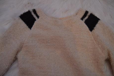 Béžový svetrík, xs