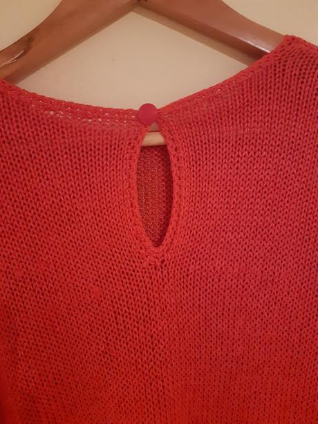 Červený sveter - vyrobený na slovensku, 38
