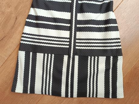 Ciernobiele saty chantall 38, chantall,38