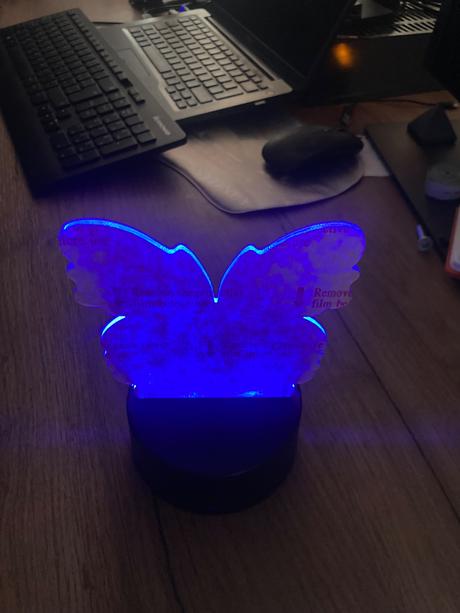 Nočná lampa motýľ, 