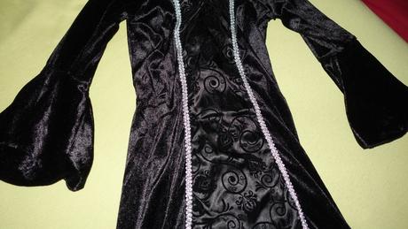 Kostym pre carodejnicu,