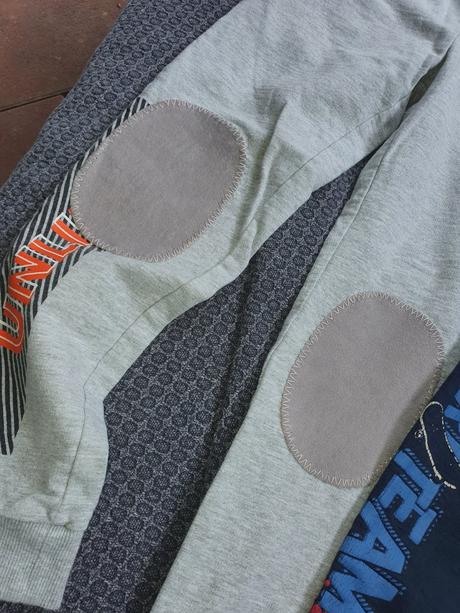 Pekne tepláky velk 134, 134