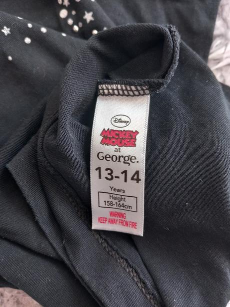 Dievčenské tričko, 158