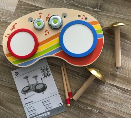 Playtive drevený hudobný nástroj/bubnovací stôl,
