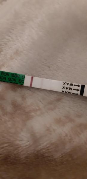 4 dni mi mešká menzes