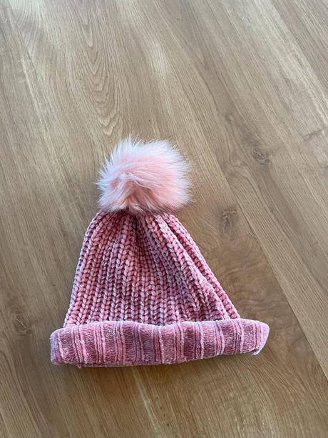 Pletena ciapka, takko,134