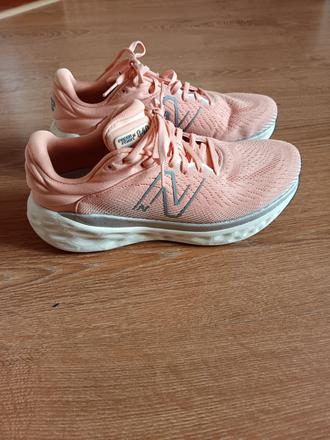 Bežecké tenisky, new balance,42