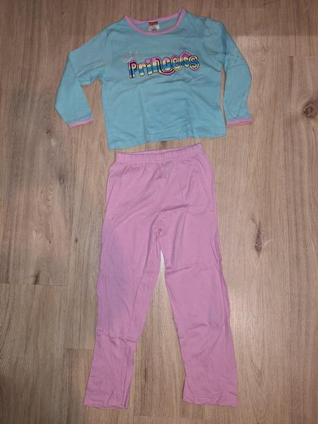 Pyžamo, just play,116