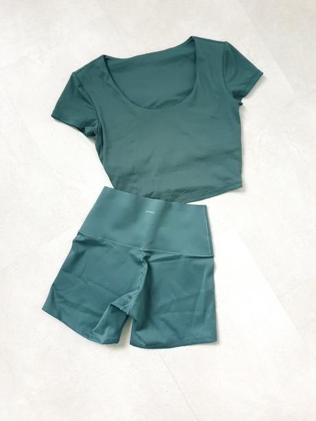 Oysho komplet na cvičenie xs, xs