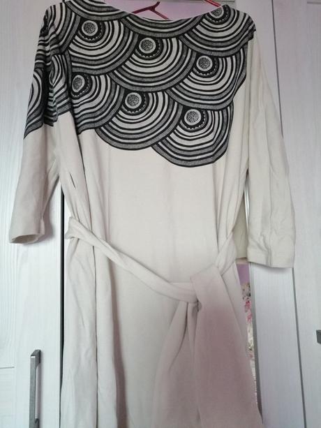 Šaty isabel de pedro, 40