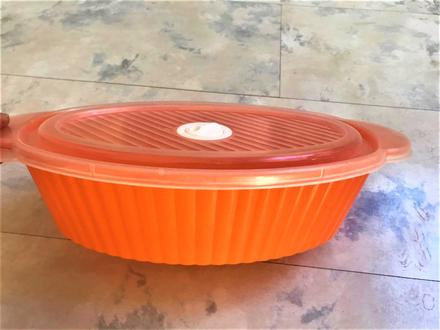 Plastové dózy 2 ks,