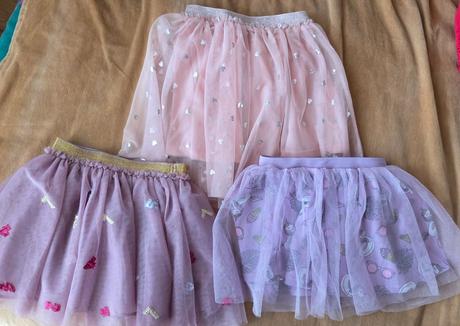 Sukne sinsay 110/116, sinsay,110