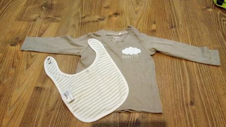 Tričko + podbradník, lupilu,74