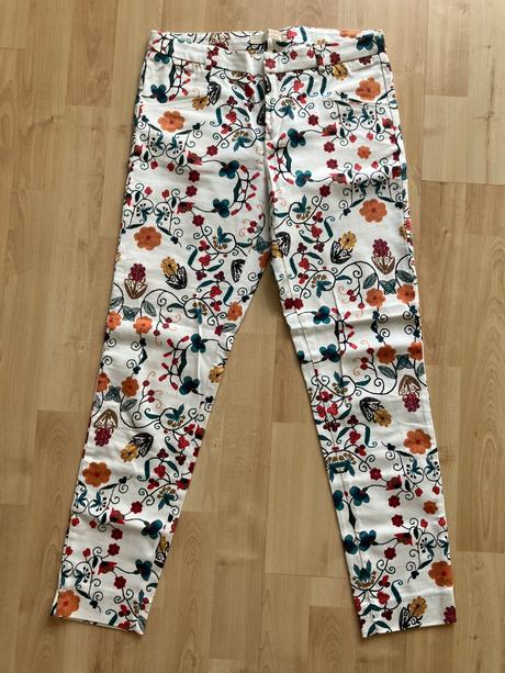 Krasne nohavice, zara,164