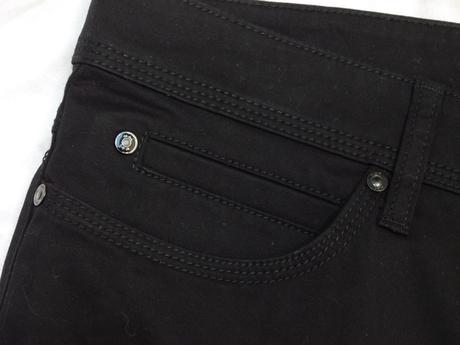 Luxusne damske kvalitne nohavice, 38