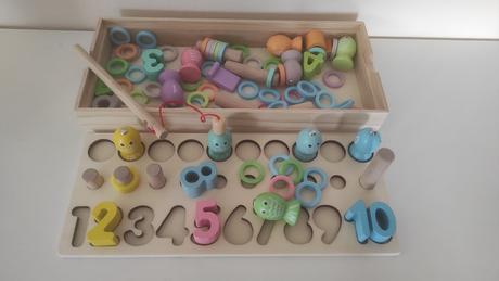 Drevená vkladačka s rybačkou,