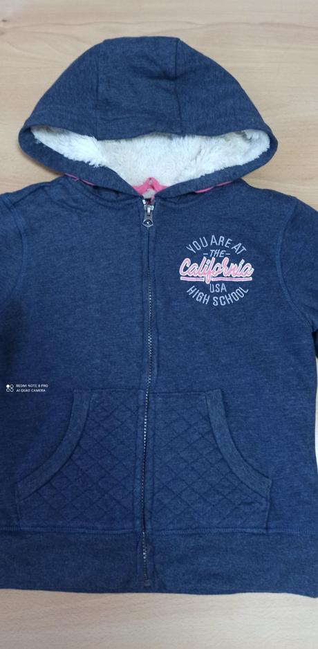 Hrejivá mikina, 140