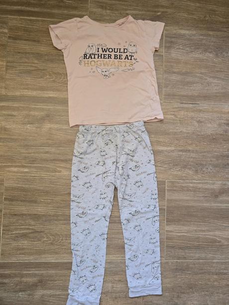 Pyžamo č.134-140, 134