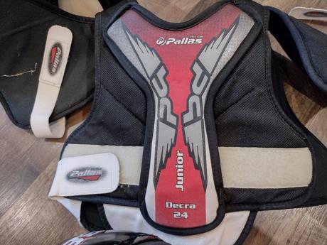 Hokejová výstroj, bauer,s