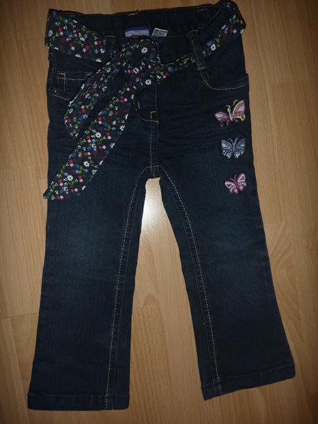 Tmavomodré rifle, lupilu,86