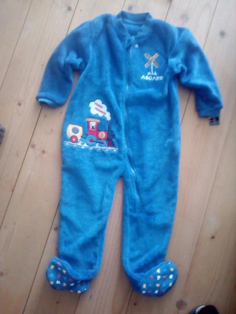 Overal na spanie hrubši, 86