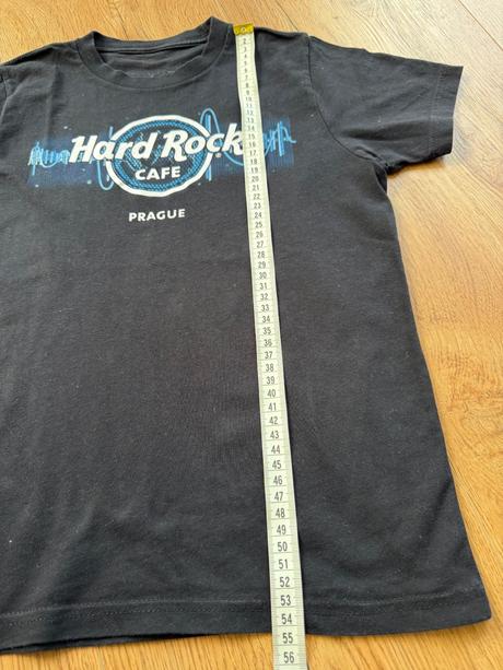 Hard rock tricko, 146